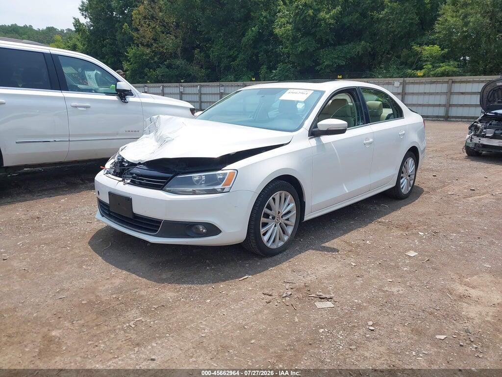 3VW3L7AJ4DM274435 2013 VOLKSWAGEN JETTA photo no. 2