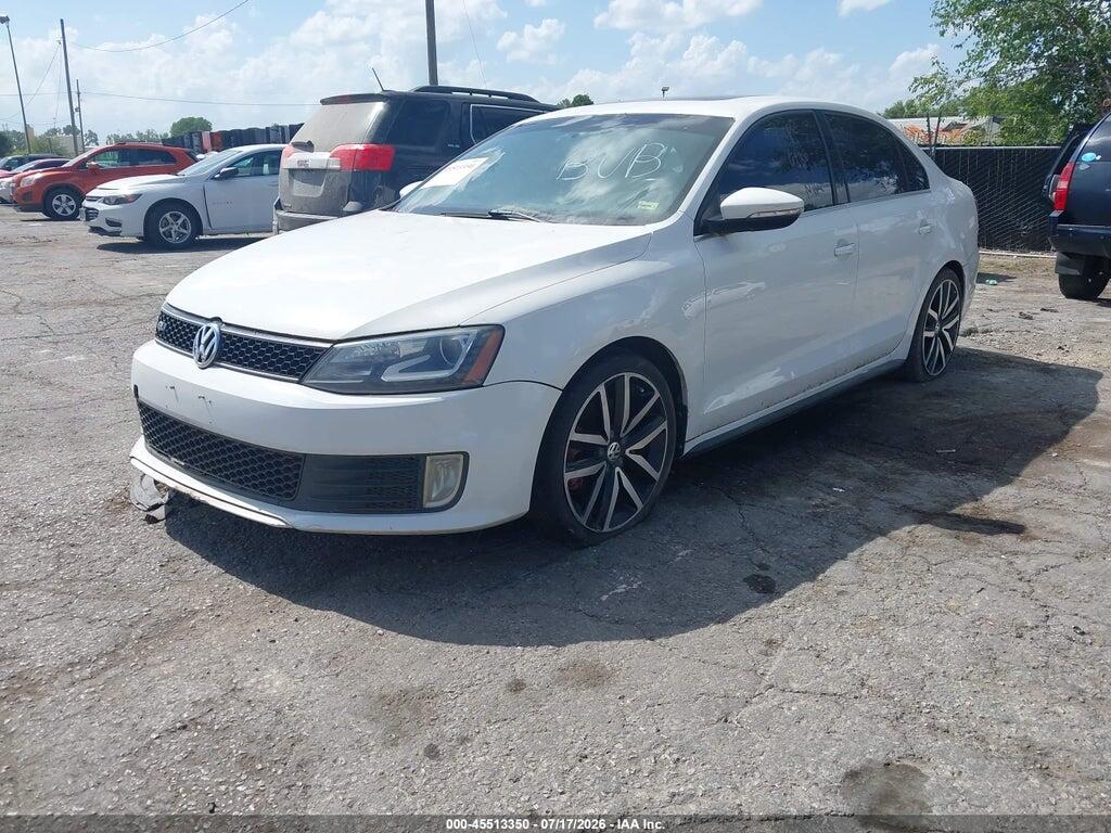 3VW4A7AJ4DM222006 2013 VOLKSWAGEN JETTA photo no. 2