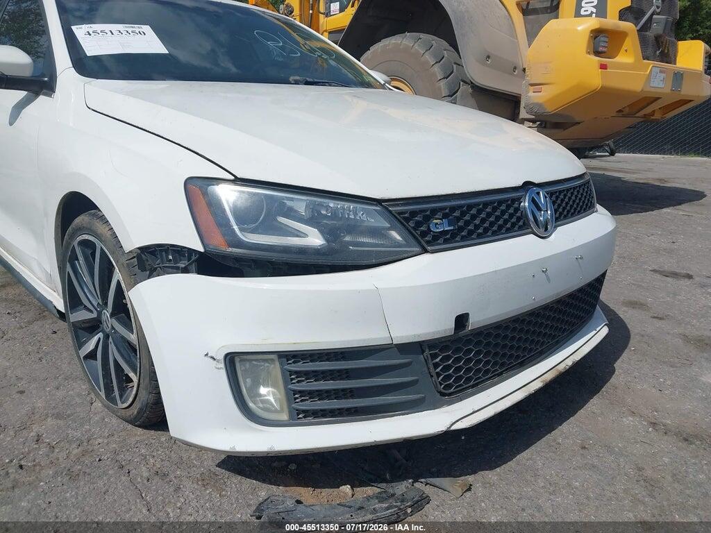 3VW4A7AJ4DM222006 2013 VOLKSWAGEN JETTA photo no. 6