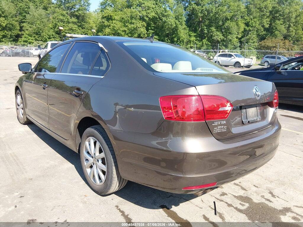 3VWDP7AJ3DM450321 2013 VOLKSWAGEN JETTA photo no. 3