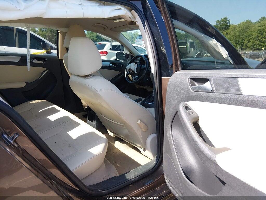 3VWDP7AJ3DM450321 2013 VOLKSWAGEN JETTA photo no. 8