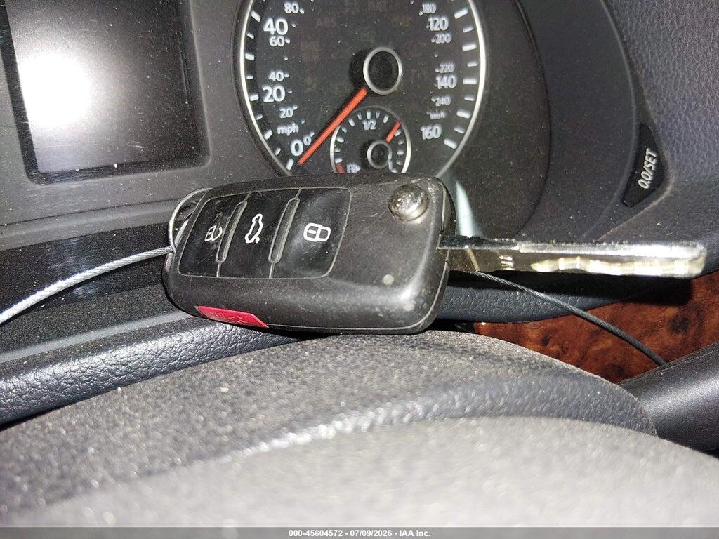 1VWCH7A37DC055649 2013 VOLKSWAGEN PASSAT photo no. 11
