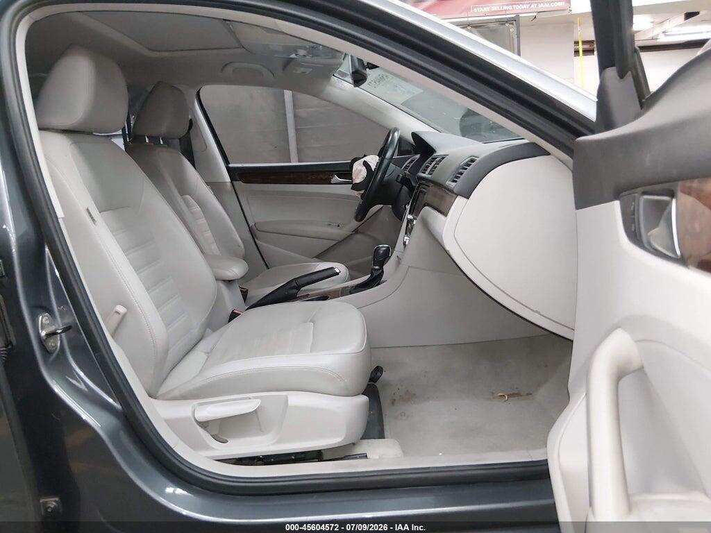 1VWCH7A37DC055649 2013 VOLKSWAGEN PASSAT photo no. 5