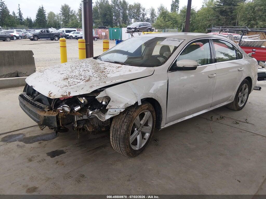 1VWBP7A36DC071310 2013 VOLKSWAGEN PASSAT photo no. 2