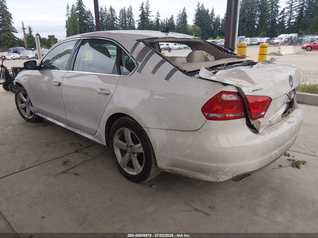 1VWBP7A36DC071310 2013 VOLKSWAGEN PASSAT photo no. 3
