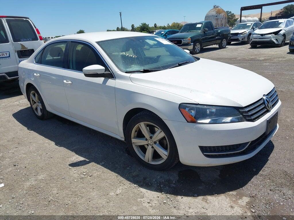 1VWBP7A31DC044452 2013 VOLKSWAGEN PASSAT photo no. 1