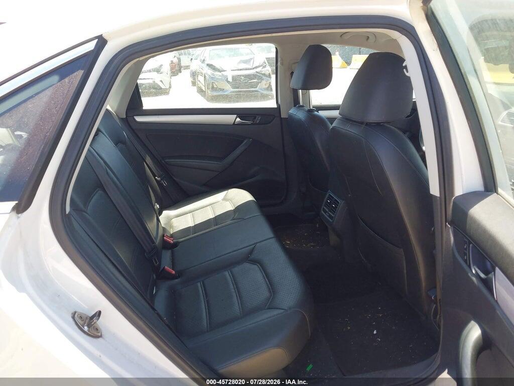 1VWBP7A31DC044452 2013 VOLKSWAGEN PASSAT photo no. 8