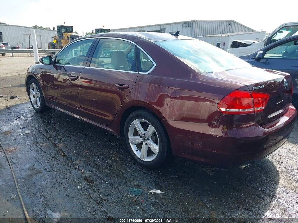 1VWBP7A37DC123589 2013 VOLKSWAGEN PASSAT photo no. 3