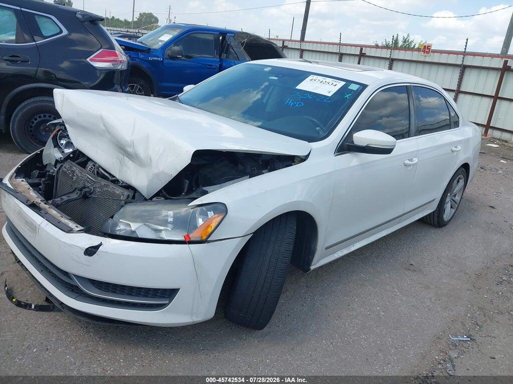 1VWCH7A33DC021529 2013 VOLKSWAGEN PASSAT photo no. 2