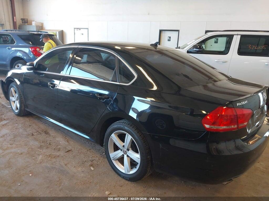 1VWBH7A3XDC082954 2013 VOLKSWAGEN PASSAT photo no. 3