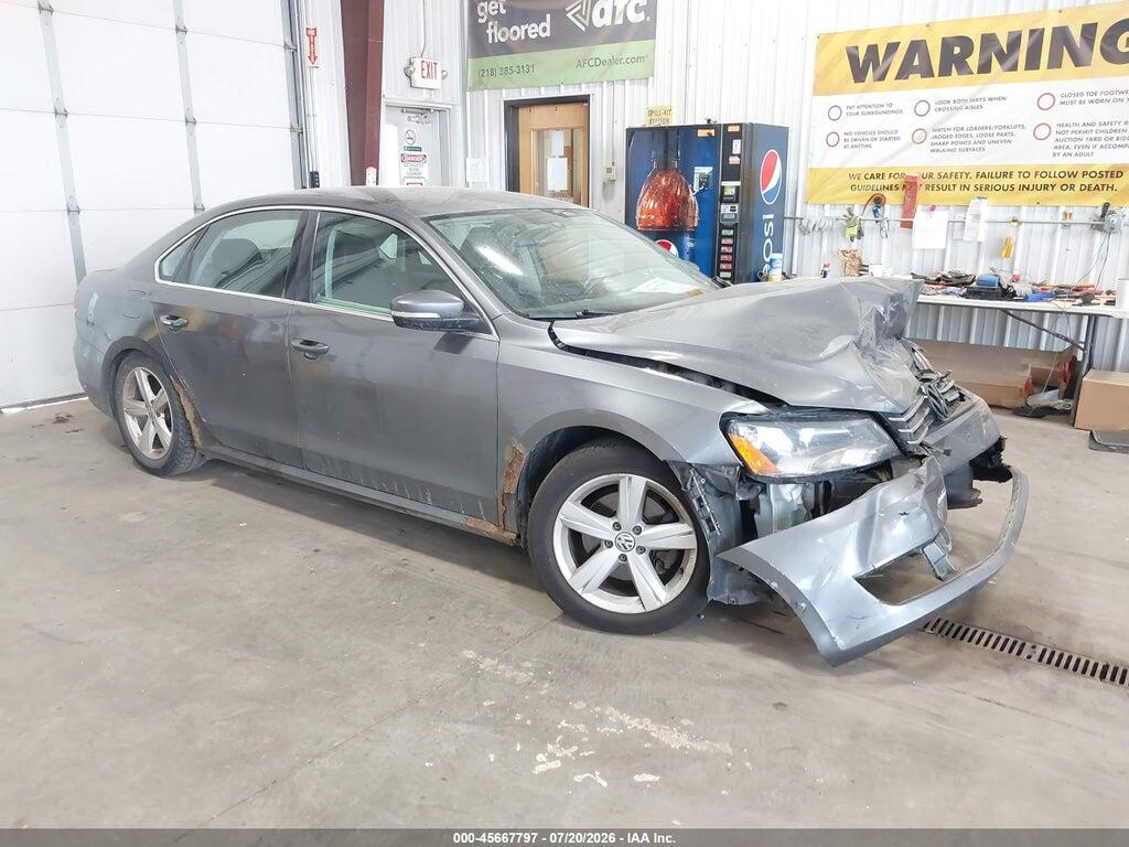 1VWBP7A36DC051977 2013 VOLKSWAGEN PASSAT photo no. 1