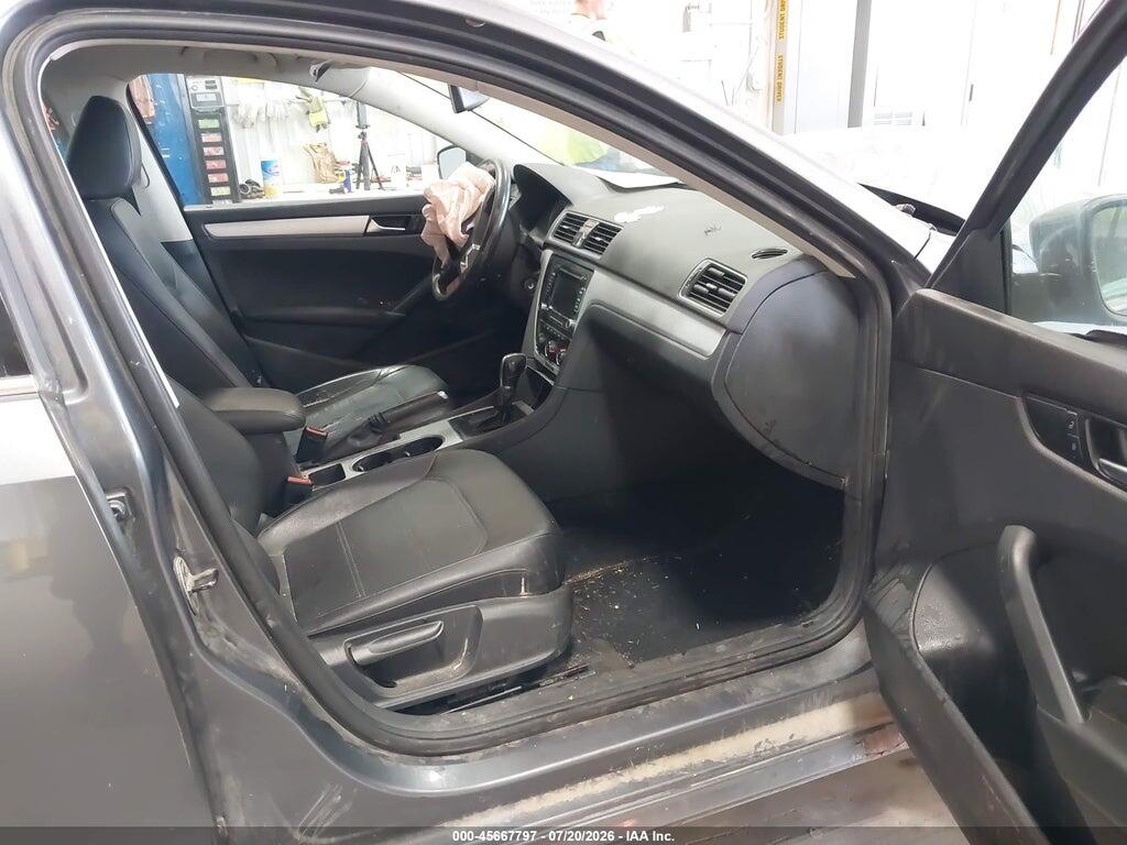 1VWBP7A36DC051977 2013 VOLKSWAGEN PASSAT photo no. 5