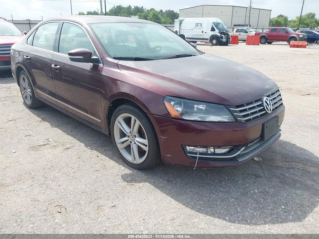 1VWCN7A33DC058900 2013 VOLKSWAGEN PASSAT photo no. 1