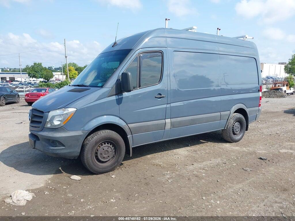 WD3PE7CD4JP644885 2018 MERCEDES-BENZ SPRINTER 2500 photo no. 2