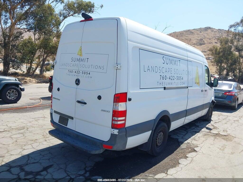 WD3PE8CD7JP618125 2018 MERCEDES-BENZ SPRINTER 2500 photo no. 4