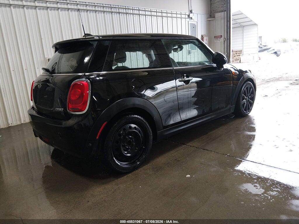 WMWXP5C54J2G63527 2018 MINI HARDTOP photo no. 4
