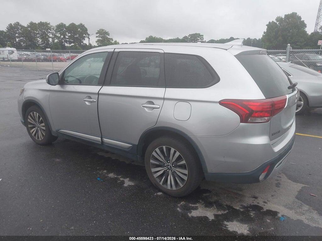 JA4AD3A34KZ043820 2019 MITSUBISHI OUTLANDER photo no. 3