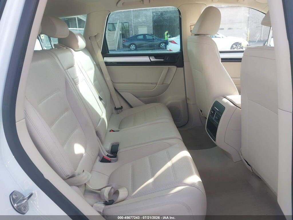 WVGEP9BP2DD013441 2013 VOLKSWAGEN TOUAREG photo no. 8