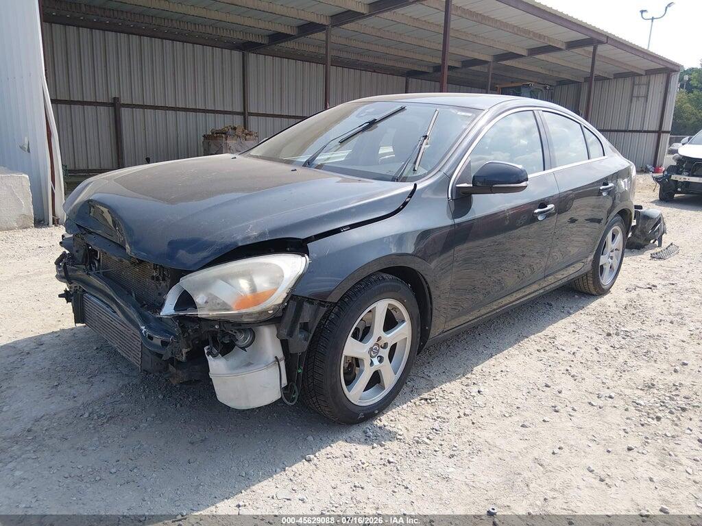 YV1612FS5D2203420 2013 VOLVO S60 photo no. 2