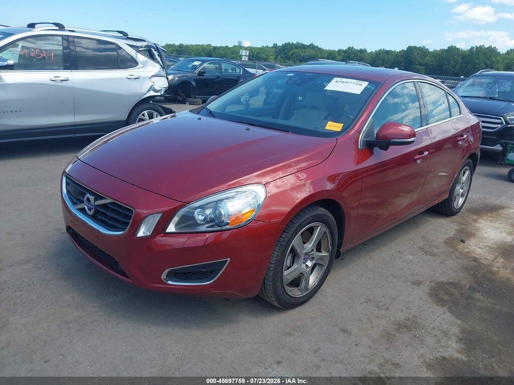 YV1612FS1D2180623 2013 VOLVO S60 photo no. 2