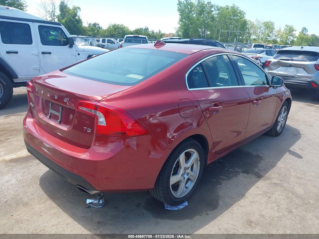 YV1612FS1D2180623 2013 VOLVO S60 photo no. 4