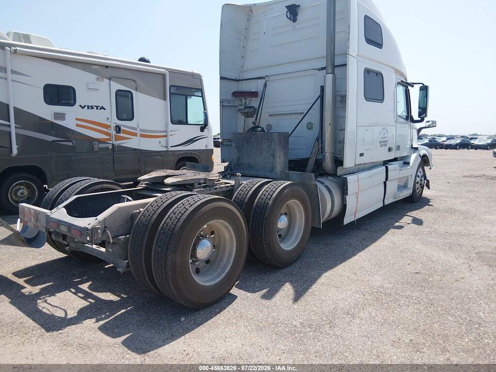 4V4NC9EJ1DN148268 2013 VOLVO VN*ORS photo no. 4