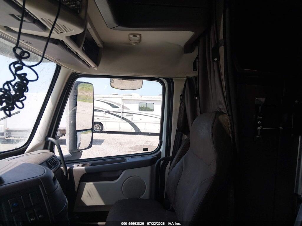 4V4NC9EJ1DN148268 2013 VOLVO VN*ORS photo no. 6