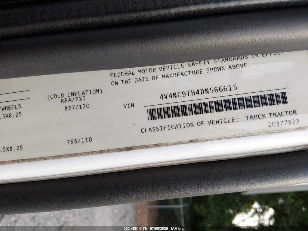 4V4NC9TH4DN566615 2013 VOLVO VN photo no. 9