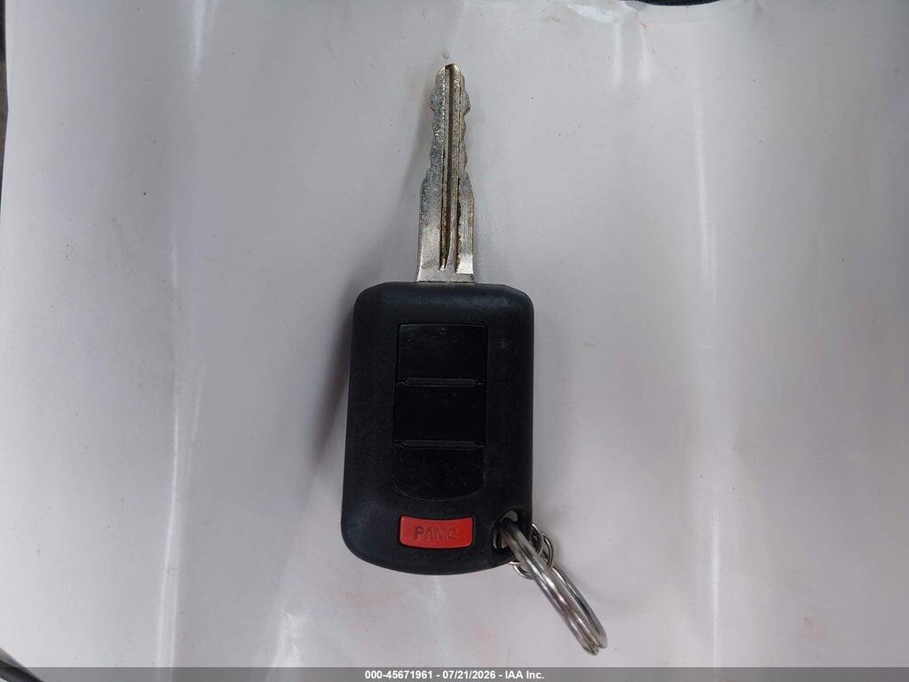 ML32F3FJ1JHF11346 2018 MITSUBISHI MIRAGE G4 photo no. 11
