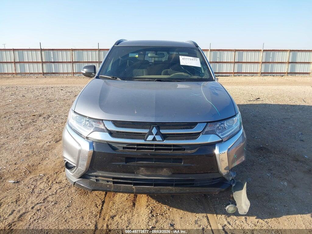 JA4AD3A30JZ064288 2018 MITSUBISHI OUTLANDER photo no. 12