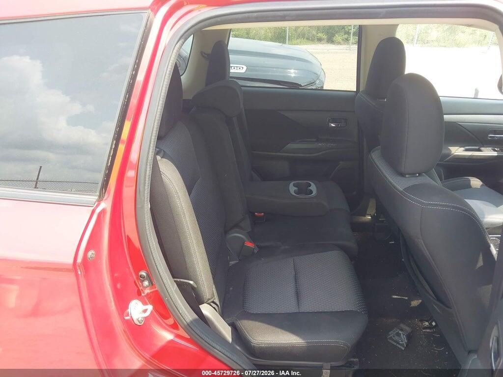 JA4AD2A32JZ048622 2018 MITSUBISHI OUTLANDER photo no. 8