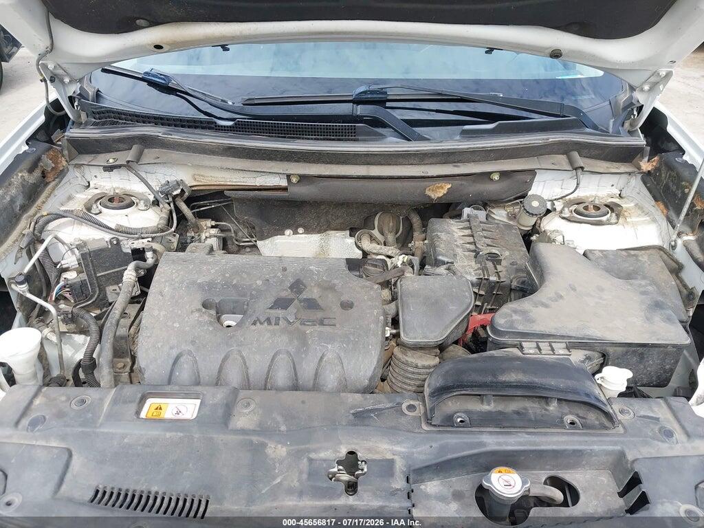 JA4AD3A33JZ041541 2018 MITSUBISHI OUTLANDER photo no. 10