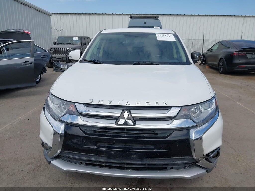 JA4AD3A33JZ041541 2018 MITSUBISHI OUTLANDER photo no. 12