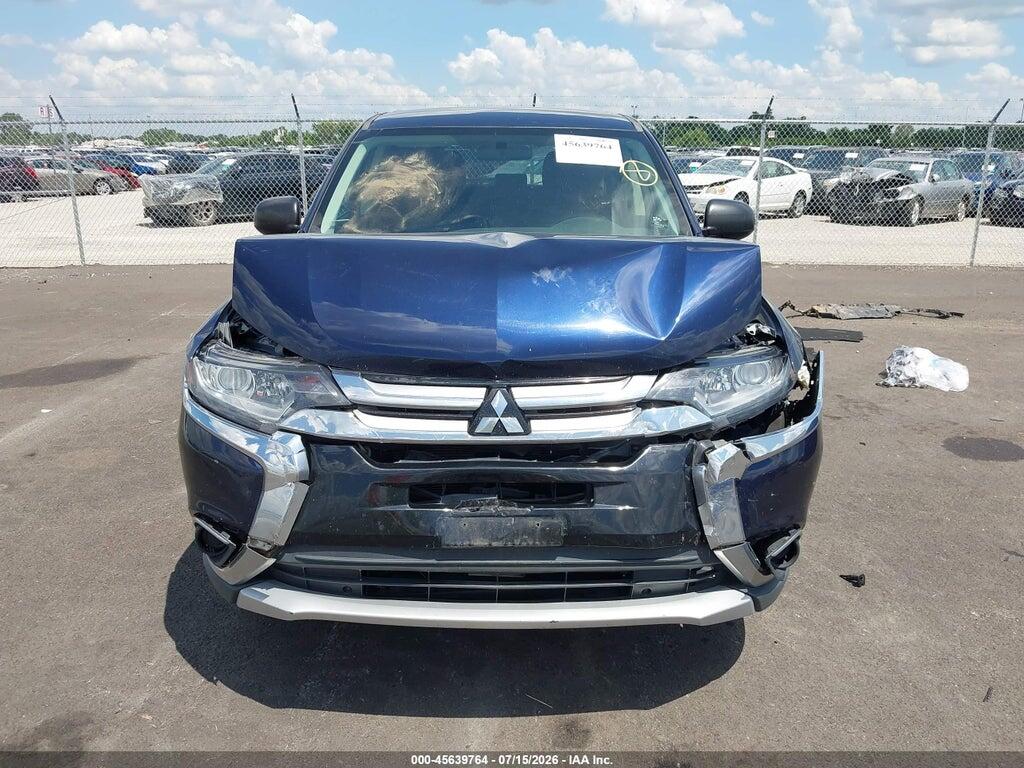 JA4AZ3A33JZ058633 2018 MITSUBISHI OUTLANDER photo no. 12