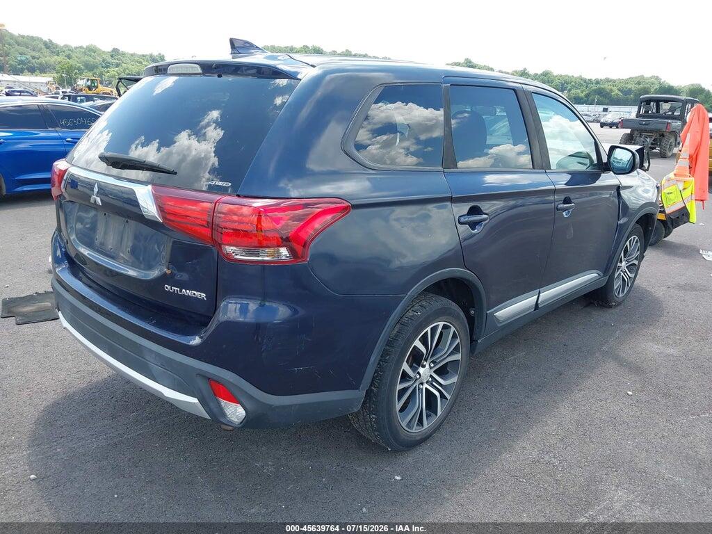 JA4AZ3A33JZ058633 2018 MITSUBISHI OUTLANDER photo no. 4