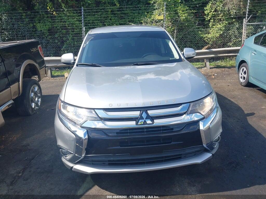 JA4AD3A33JZ016946 2018 MITSUBISHI OUTLANDER photo no. 12