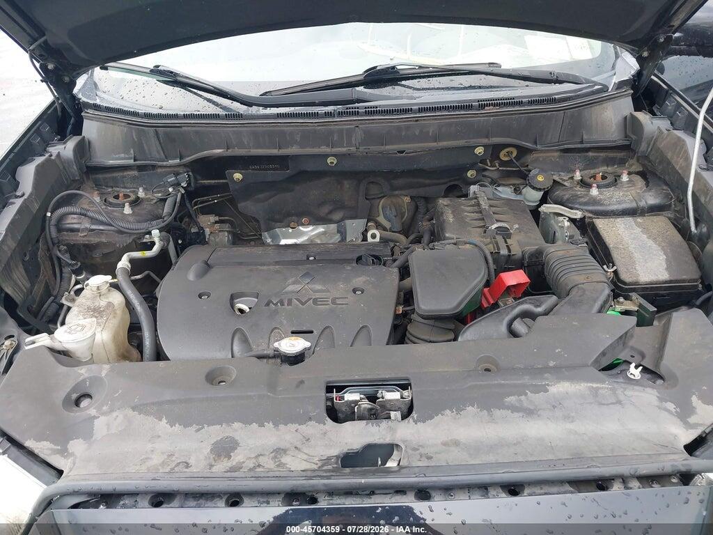 JA4AR3AW0JZ003390 2018 MITSUBISHI OUTLANDER SPORT photo no. 10