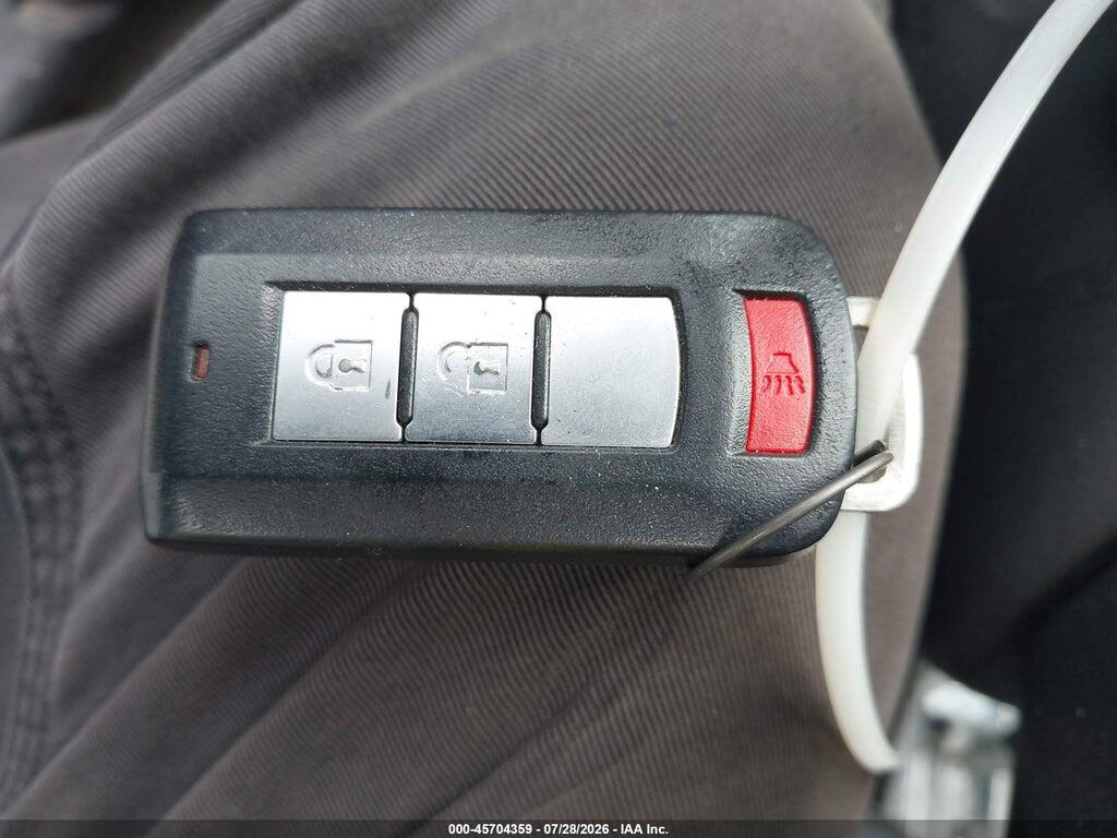 JA4AR3AW0JZ003390 2018 MITSUBISHI OUTLANDER SPORT photo no. 11