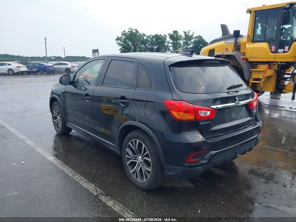 JA4AR3AW0JZ003390 2018 MITSUBISHI OUTLANDER SPORT photo no. 3