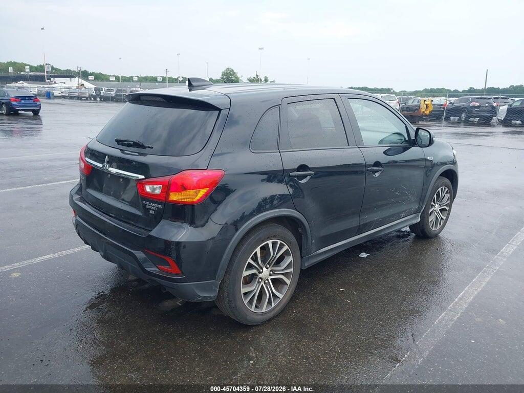 JA4AR3AW0JZ003390 2018 MITSUBISHI OUTLANDER SPORT photo no. 4