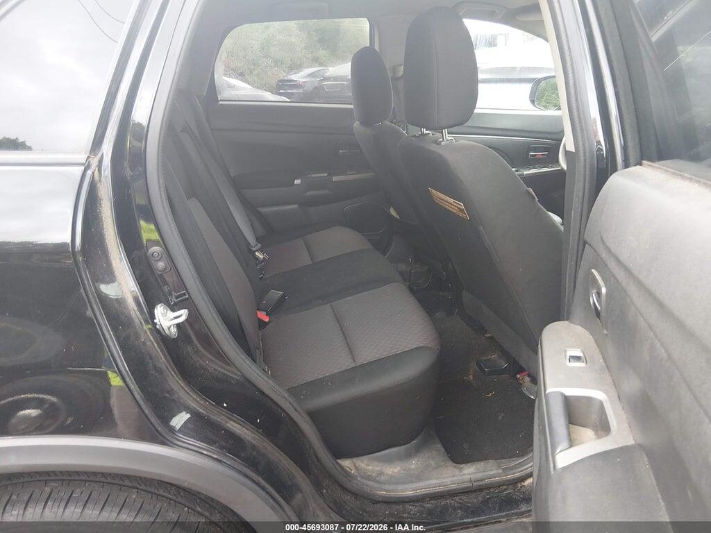 JA4AR3AU0JU021111 2018 MITSUBISHI OUTLANDER SPORT photo no. 8