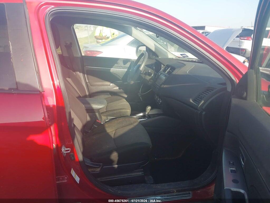 JA4AP3AU8JU005180 2018 MITSUBISHI OUTLANDER SPORT photo no. 5