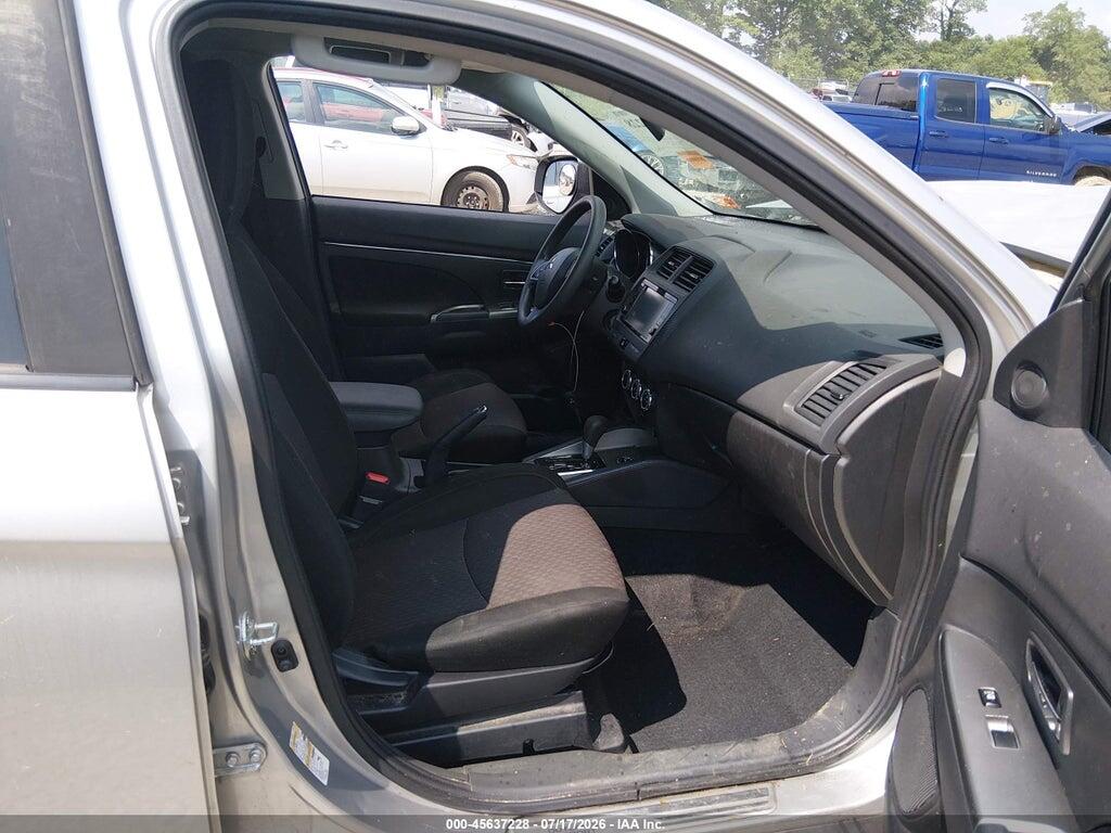 JA4AR3AU7JU011885 2018 MITSUBISHI OUTLANDER SPORT photo no. 5