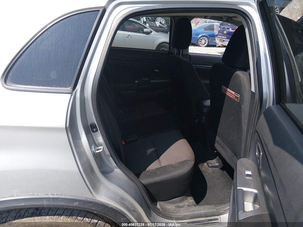 JA4AR3AU7JU011885 2018 MITSUBISHI OUTLANDER SPORT photo no. 8