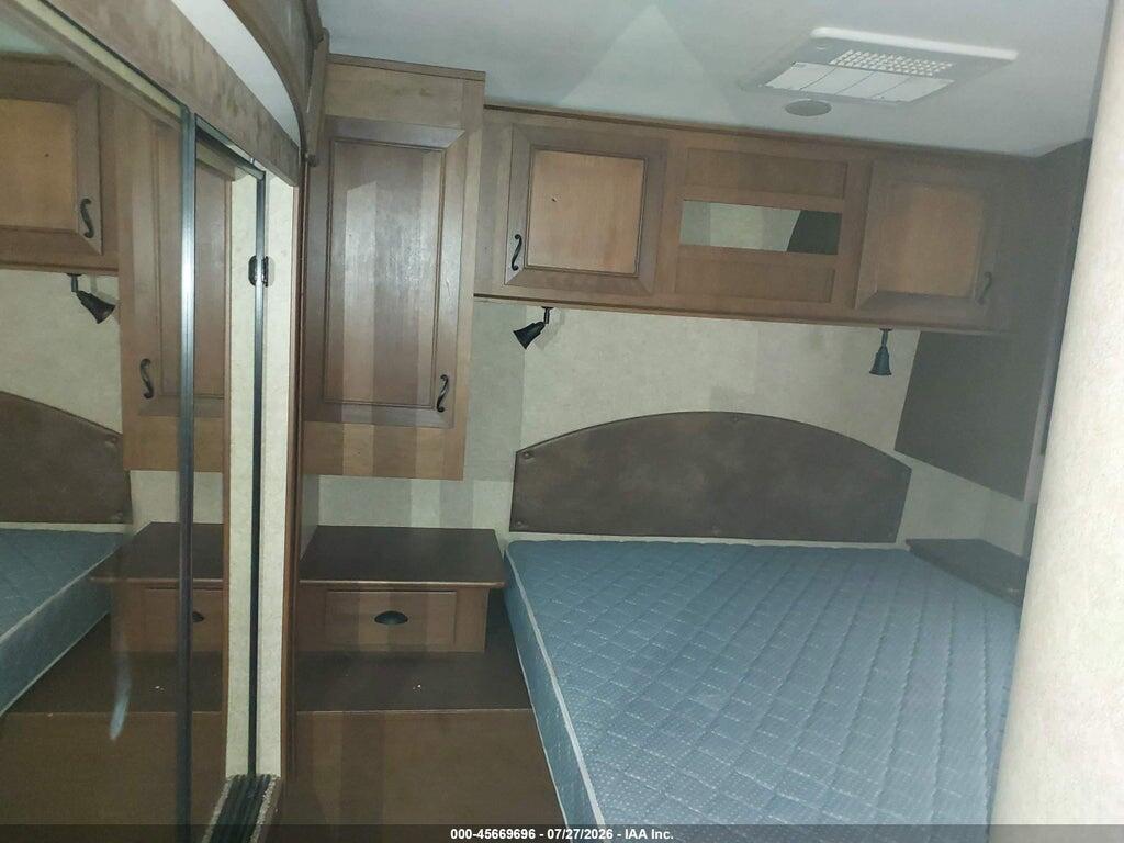 5XMTL3728F5015990 2015 OPEN RANGE ROAMER SERIES M-310B photo no. 5