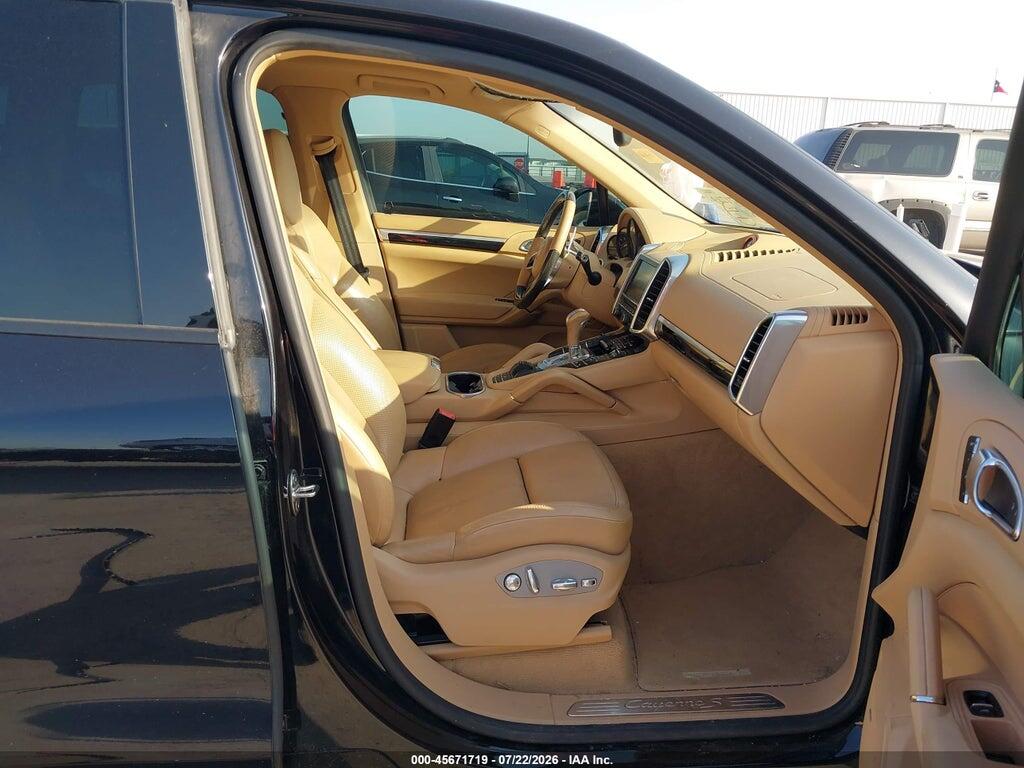 WP1AB2A21FLA56772 2015 PORSCHE CAYENNE photo no. 5