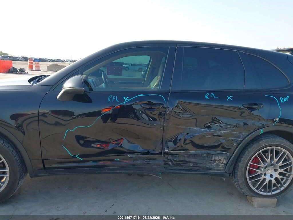 WP1AB2A21FLA56772 2015 PORSCHE CAYENNE photo no. 6