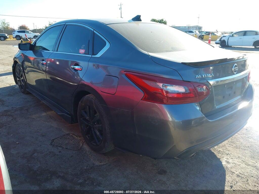 1N4AL3AP1JC164985 2018 NISSAN ALTIMA photo no. 3