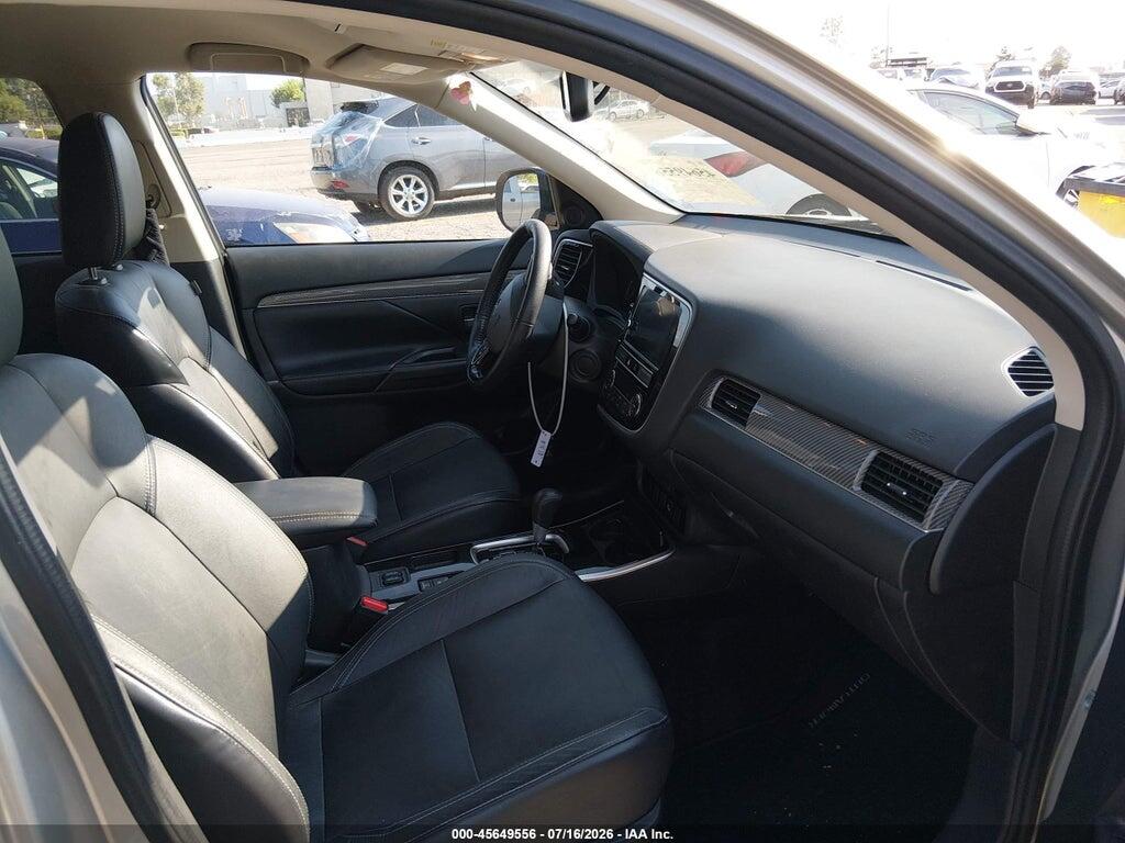 JA4AD3A3XKZ023331 2019 MITSUBISHI OUTLANDER photo no. 5