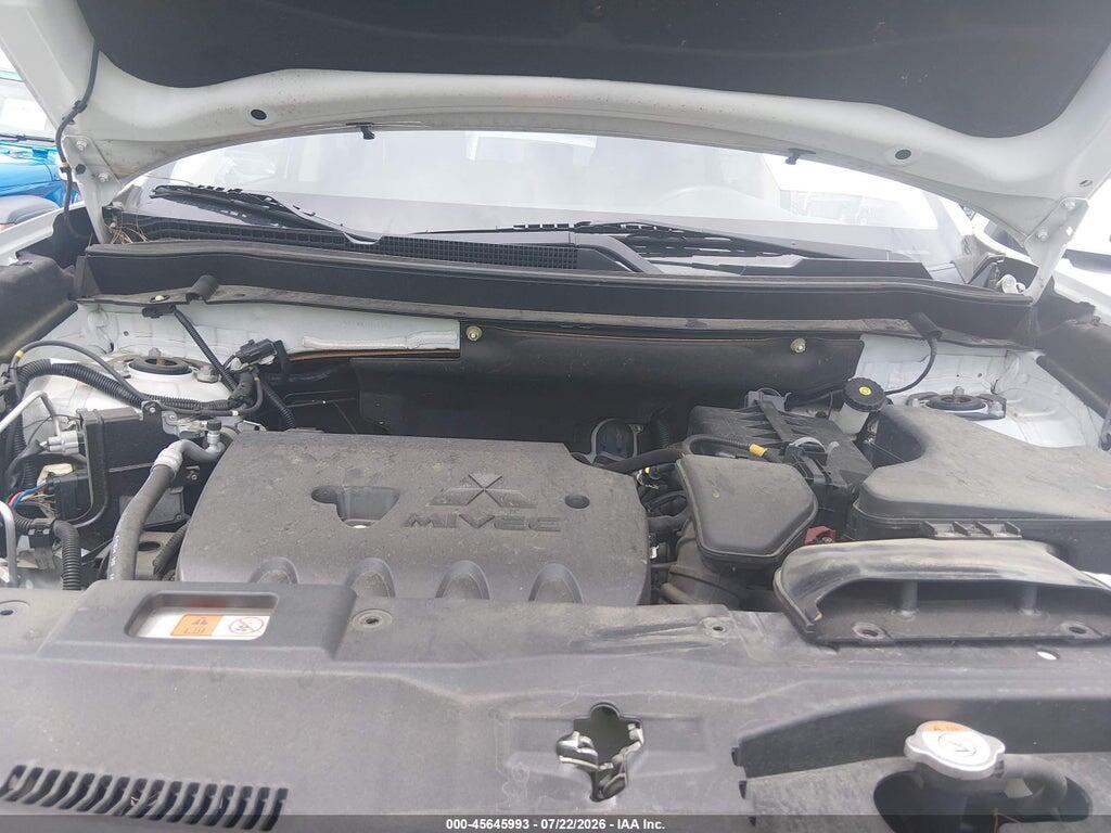 JA4AD3A30KZ051798 2019 MITSUBISHI OUTLANDER photo no. 10
